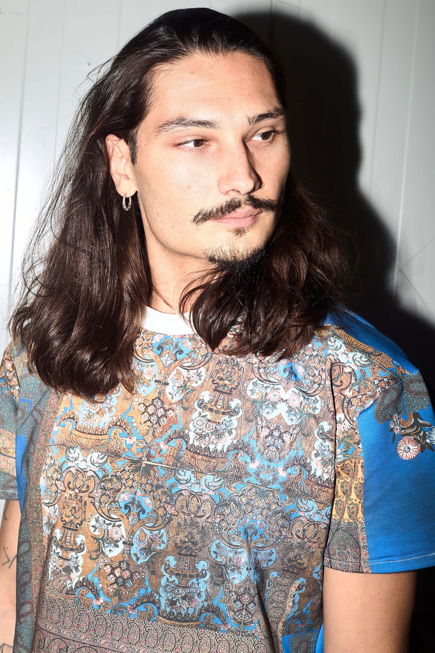 T-Shirt mit opulentem Print