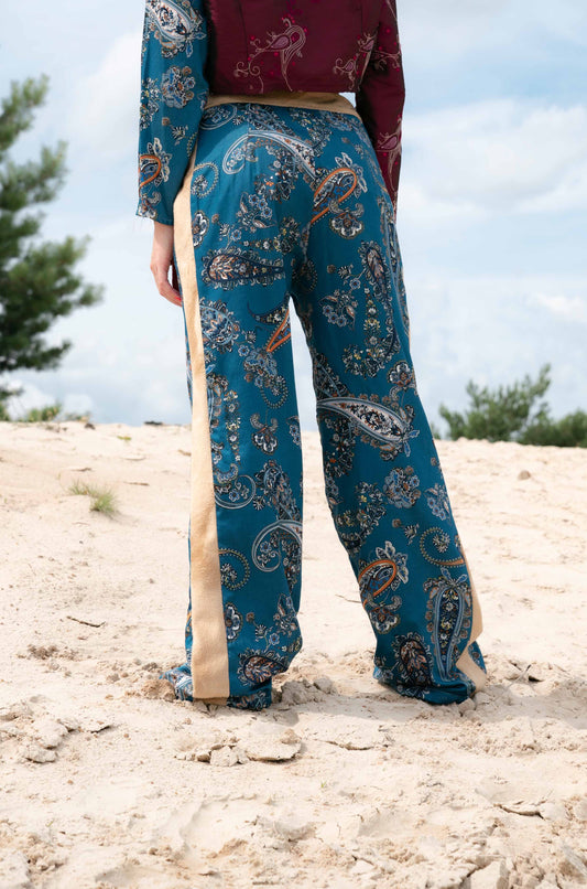 Paisley trousers with fur insert