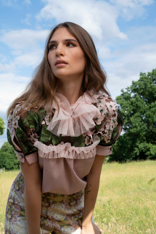 Camicetta a maniche corte con maniche a sbuffo