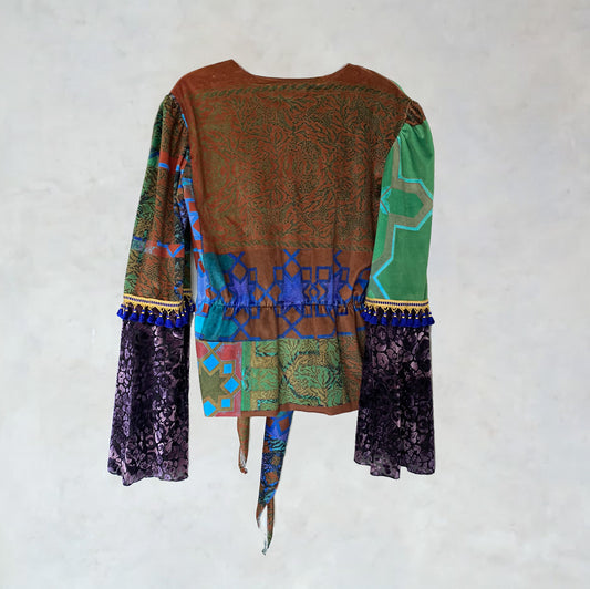 Digital print knotted blouse with flute sleeves